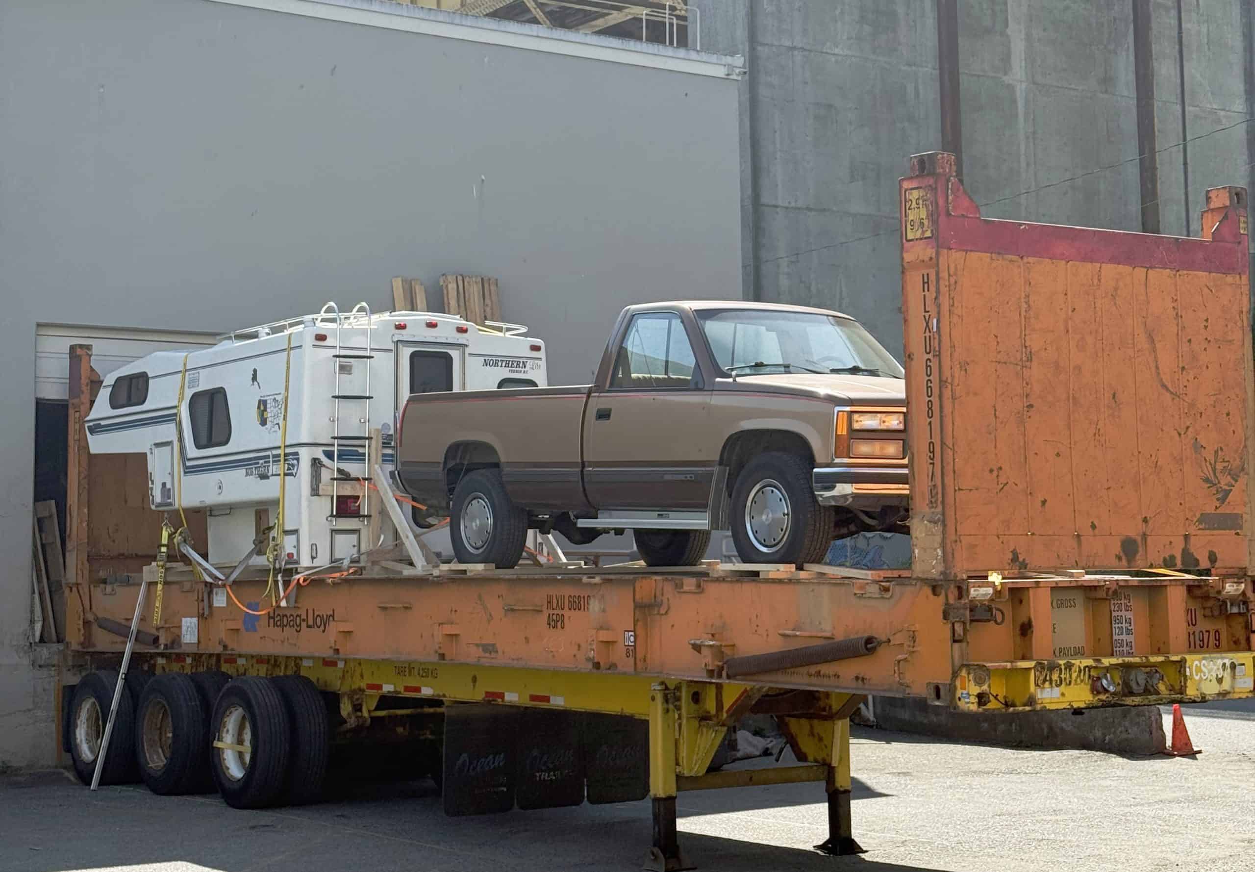 Shipping Oversized Loads with Flat Rack Containers